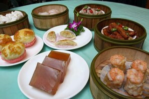 식사 및 음료