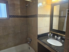 Down duvets, free WiFi, bed sheets - Branding Iron Motel  (North Las Vegas)