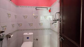 Double or Twin Room, Balcony, City View | Bathroom | Shower, slippers, towels, soap