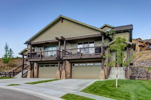 Exterior - Moose Mgmt at Black Rock 14544: Pvt Hot Tub, 100 Home Theater, Chef's Kitchen (Park City)