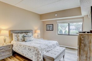 2 habitaciones, tabla de planchar con plancha y wifi gratis 