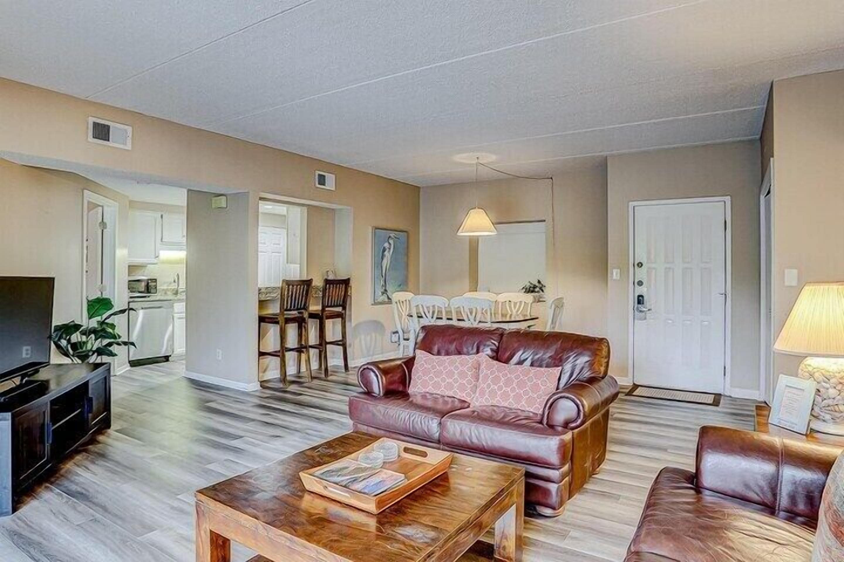 電視、DVD 播放機、音響