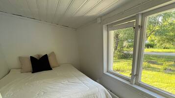 2 bedrooms, free WiFi