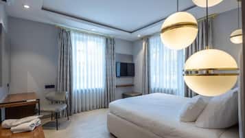 Suite Premium, 2 chambres, balcon, vue mer | Décoration personnalisée, ameublement personnalisé, bureau