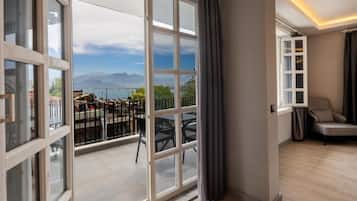 Suite Premium, 2 habitaciones, balcón, vista al mar | Vista del balcón