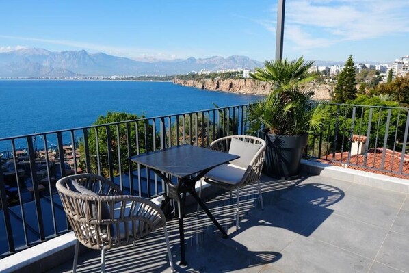 Exterior - Royal Hayat Hotel (Antalya)