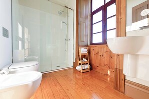 Shower - Villa Calista (Esposende)
