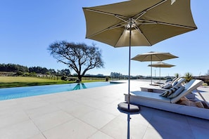 Pool - Villa Calista (Esposende)