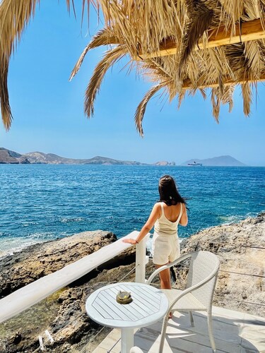 Milos Island - Cavo Paradiso Ocean house