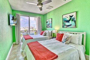 4 Schlafzimmer, Schreibtisch, Bügeleisen/Bügelbrett, kostenloses WLAN
