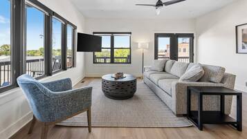 Smart TV, videojuegos y libros