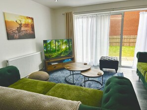 TV - The Big Cosy at Nottingham (Old Basford)
