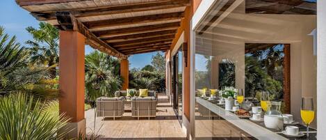 Restauration extérieure