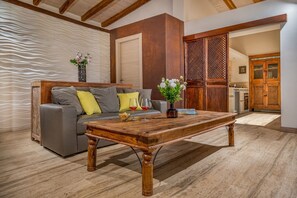 Smart TV - Villa Pineta 6, Emma Villas (Castelvetrano)