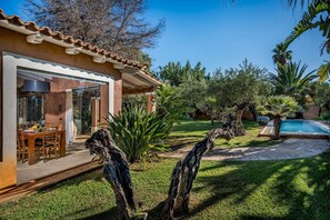 Outdoor dining - Villa Antura 4, Emma Villas (Castelvetrano)