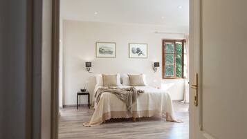 14 Schlafzimmer, Bügeleisen/Bügelbrett, kostenloses WLAN, Bettwäsche