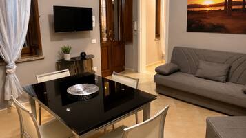 House, 1 Bedroom, Smoking, Patio | Ruang tamu