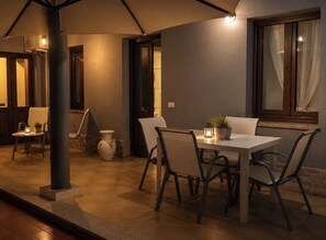 House, 1 Bedroom, Smoking, Patio | Dining room - Donna Giovanna Holiday Home Pula (Pula)