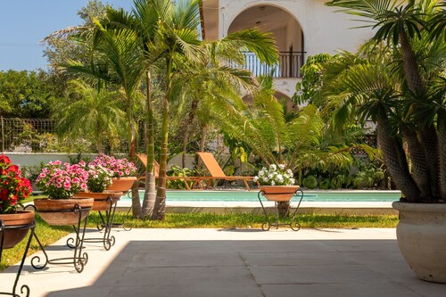 Villa Bali with Pool by Wonderful Italy