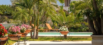 Villa Bali with Pool by Wonderful Italy