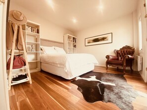 2 chambres, bureau, fer et planche à repasser, Wi-Fi gratuit