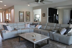 Smart TV - Lovin Life on Firefly! On Lake, Pool, Garage (St. Augustine)
