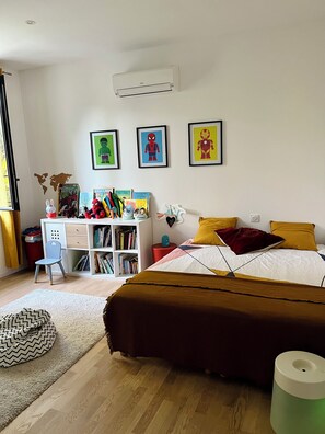 3 Schlafzimmer, Bügeleisen/Bügelbrett, WLAN, Bettwäsche