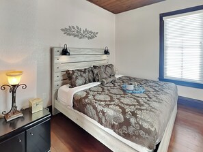 2 habitaciones, tabla de planchar con plancha, internet y ropa de cama 