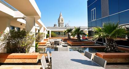 Sky Gardens - Mint Stay