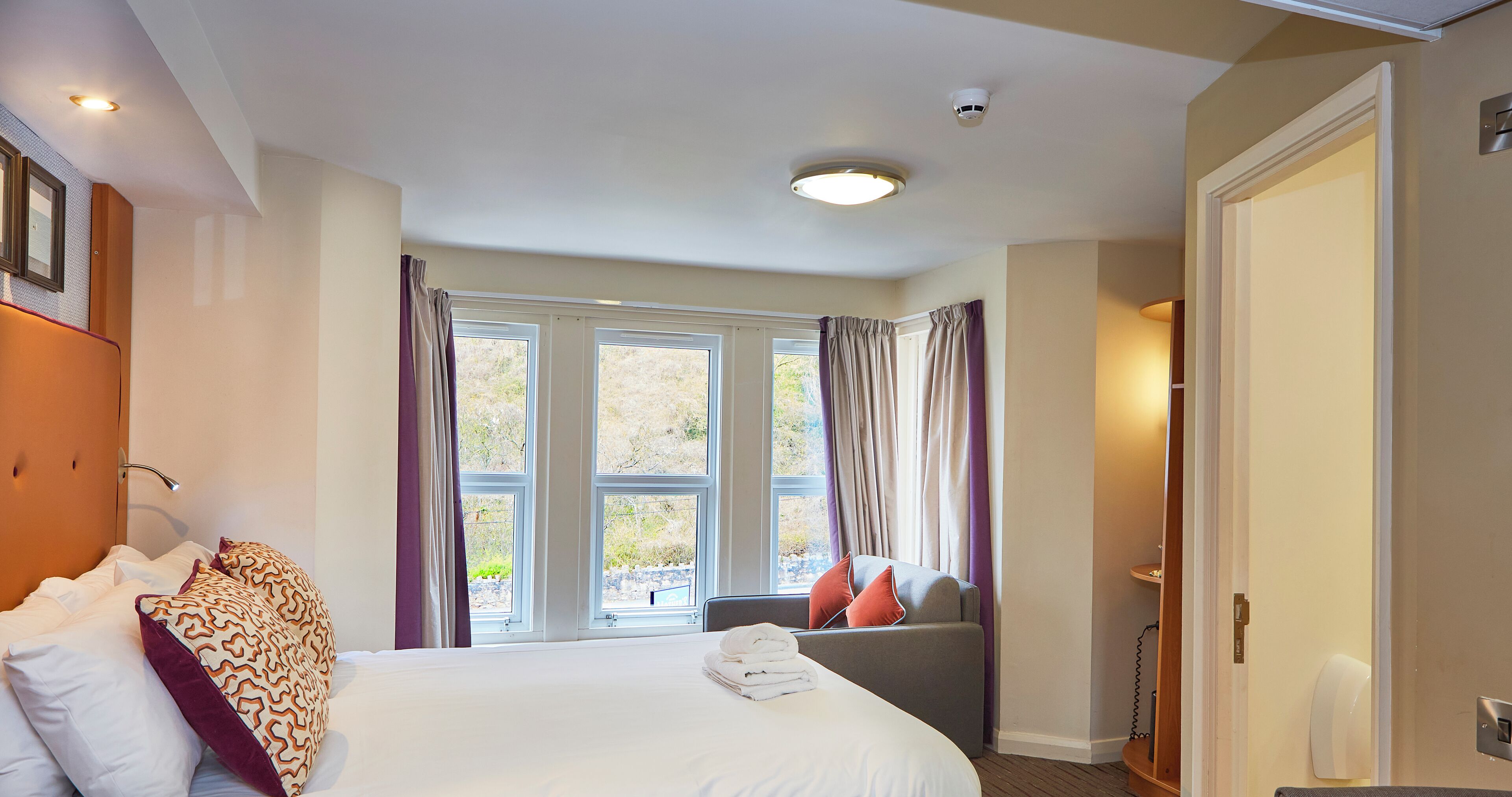 Photo - Craigside Manor