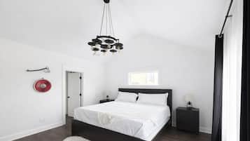 4 bedrooms, internet, bed sheets