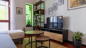 TV