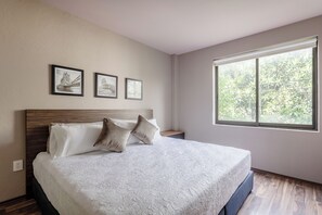 2 bedrooms, iron/ironing board, free WiFi, bed sheets - Cozy Roma Norte Flat - Wifi - Elevator - Sleeps 7 (Mexico City)