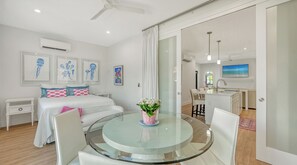 2 bedrooms, iron/ironing board, free WiFi, bed sheets