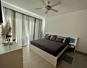 2 bedrooms
