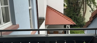 Stylish vacation apartment in a historic property in the pedestrian zone