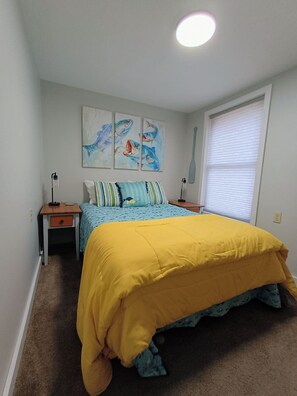 3 chambres, fer et planche à repasser, Wi-Fi gratuit, draps fournis