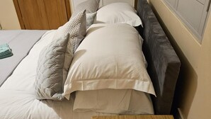 Căn hộ | 1 phòng ngủ, bàn ủi/dụng cụ ủi quần áo