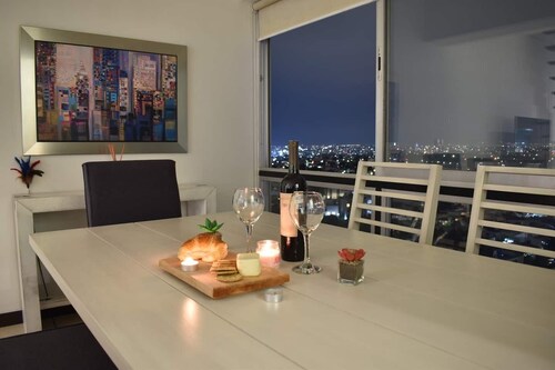 PENTHOUSE SPECTACULAR VIEW OF THE CITY