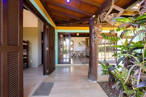 Family House, Pool Access, Garden View | Garden view - Pousada Hanalie - Praia do Rosa - SC (Imbituba)
