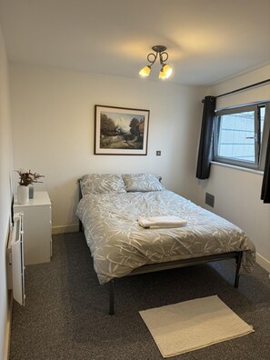1 bedroom, free WiFi, bed sheets - Bute Terrace Apartment - Cardiff City Center (Cardiff)