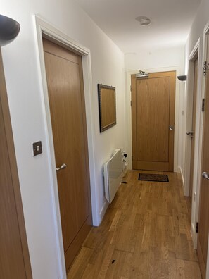 Interior - Bute Terrace Apartment - Cardiff City Center (Cardiff)