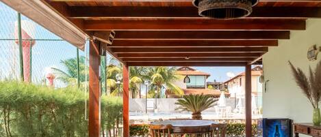 Vila | Opções para refeição ao ar livre