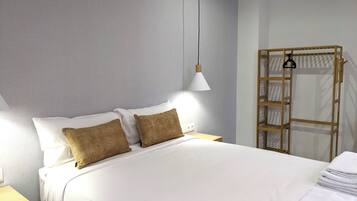 2 bedrooms, bed sheets