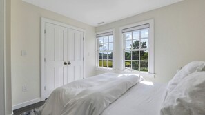 6 habitaciones, tabla de planchar con plancha, internet y ropa de cama 