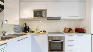 Fridge, microwave, oven, dishwasher