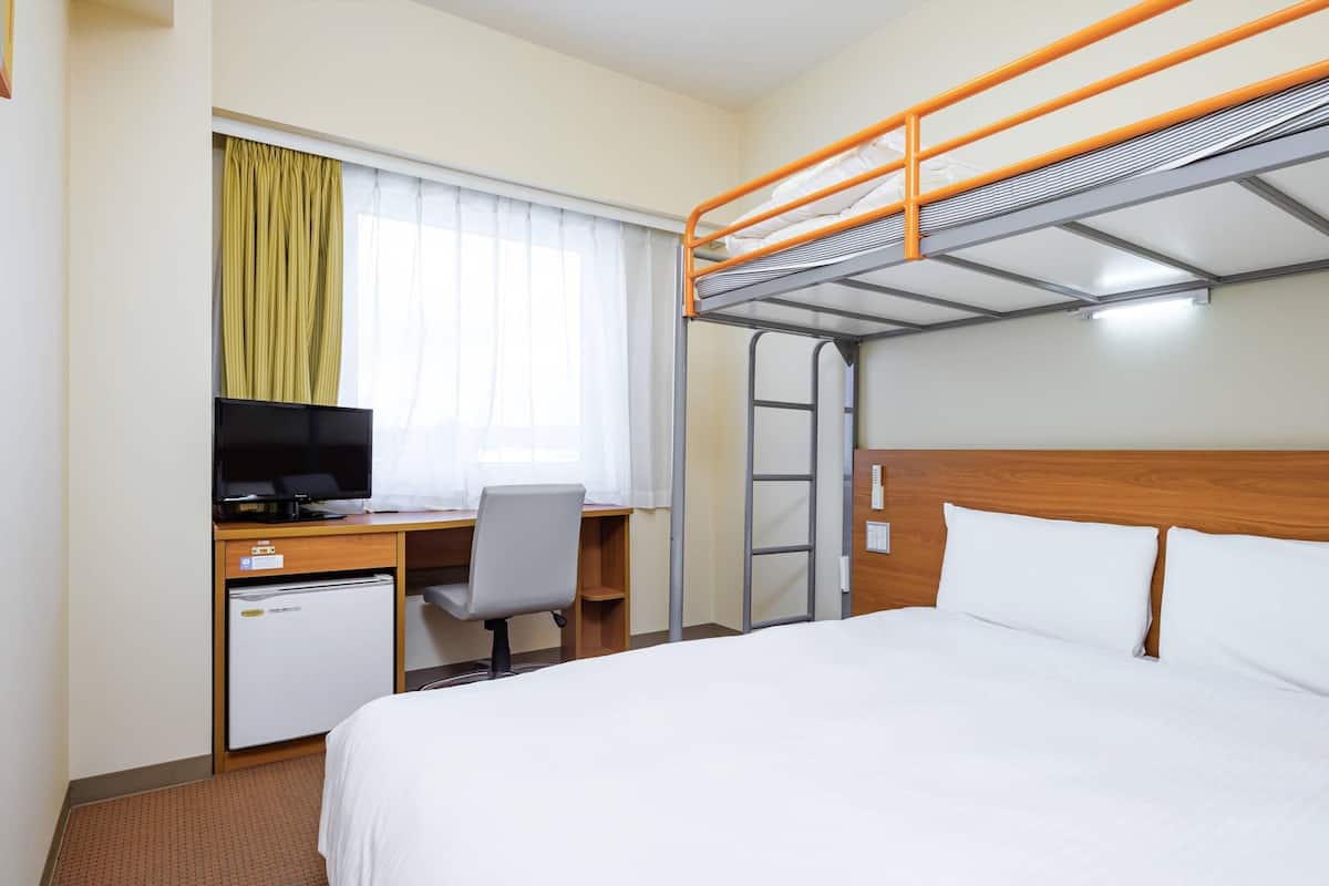 Standard Room, Multiple Beds, Non Smoking | Desk, laptop workspace, blackout drapes, free WiFi