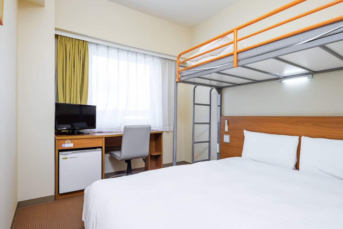 Standard Room, Multiple Beds, Non Smoking | Desk, laptop workspace, blackout drapes, free WiFi