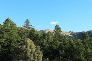 Property grounds - Ski-in/ski-out & foot of the slopes, 5th floor, view resort, balcony, tv, 29m², Les Orres (Les Orres)