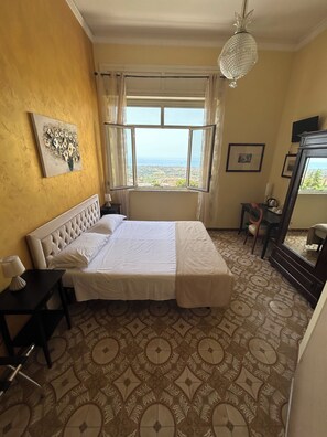 4 Schlafzimmer, Bügeleisen/Bügelbrett, kostenloses WLAN, Bettwäsche